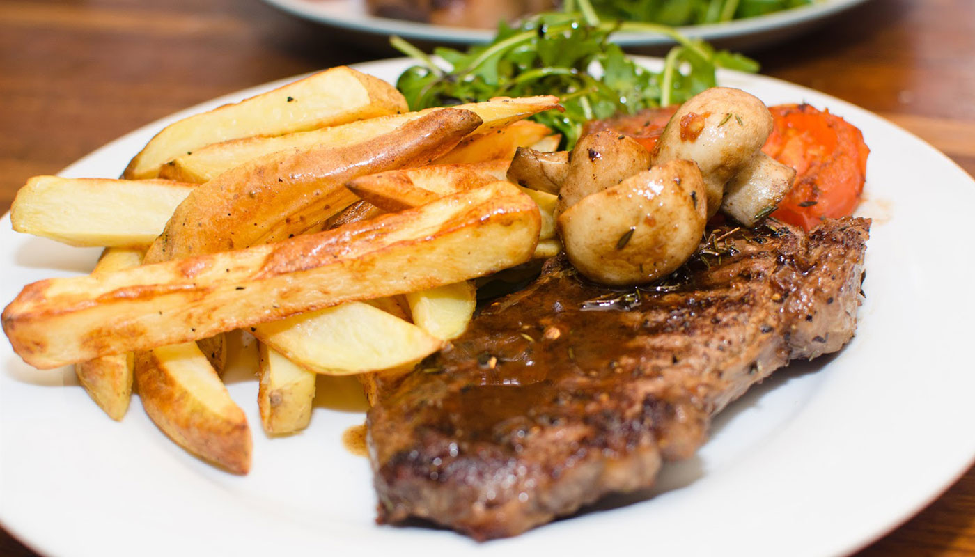 Clintons at the Banyan Banyan Farm